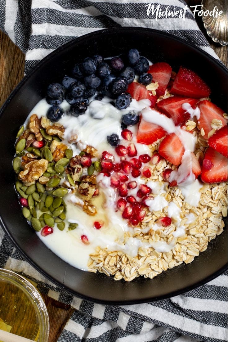 Easy Meal Prep Oatmeal Bowl | Midwest Foodie