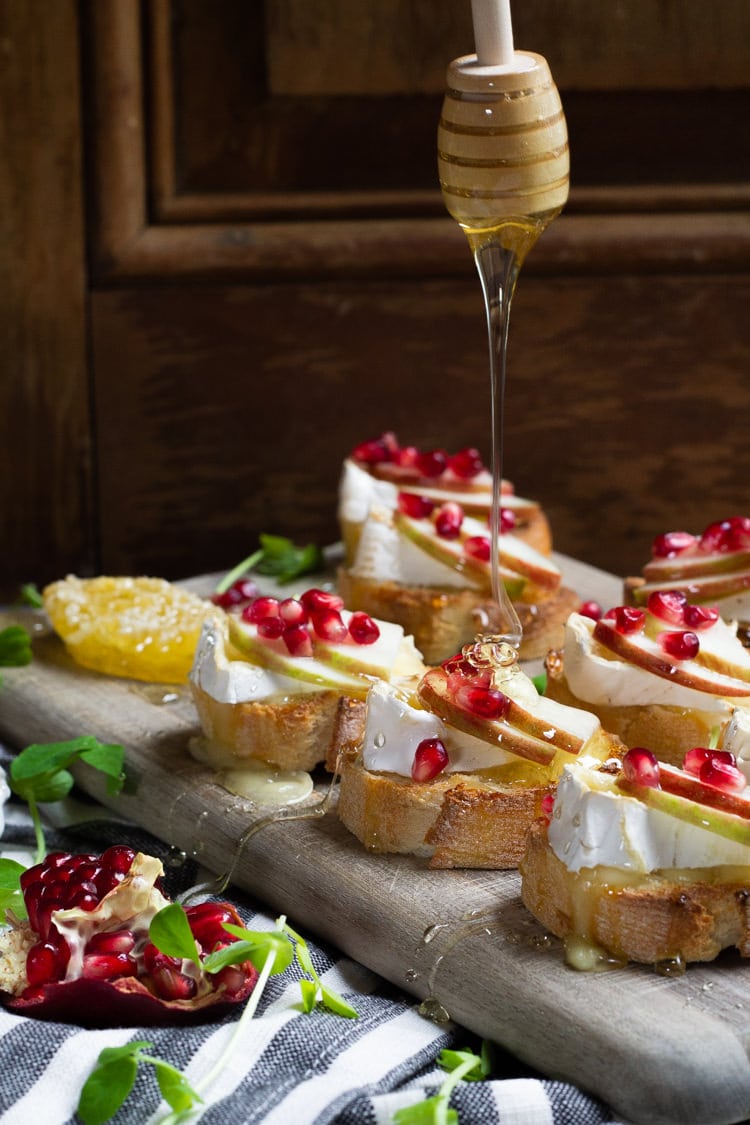 Apple Brie Crostini with Pomegranate Seeds  Midwest Foodie