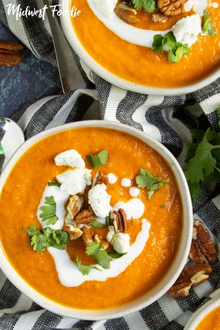 Creamy Carrot Soup {Vegan!} | Midwest Foodie