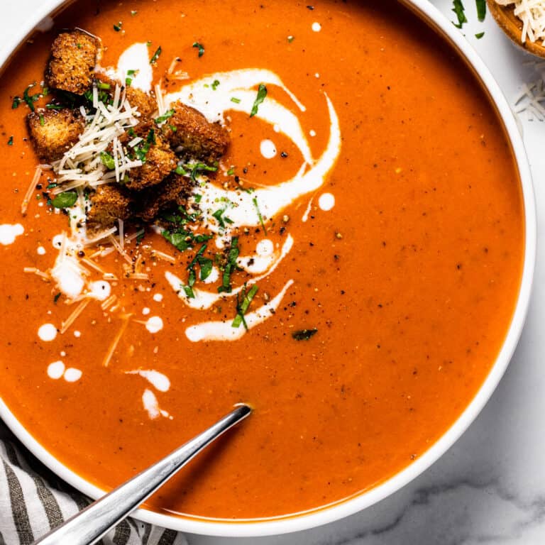 Easy Creamy Vegan Tomato Soup Recipe