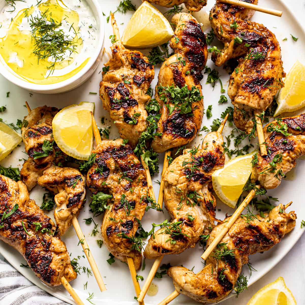 Easy Greek grilled chicken skewers - Simply Delicious