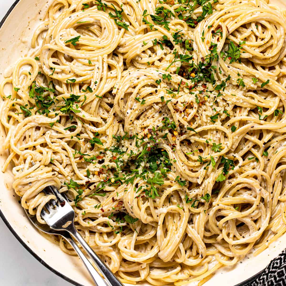 One-Pot Garlic Parmesan Pasta Recipe