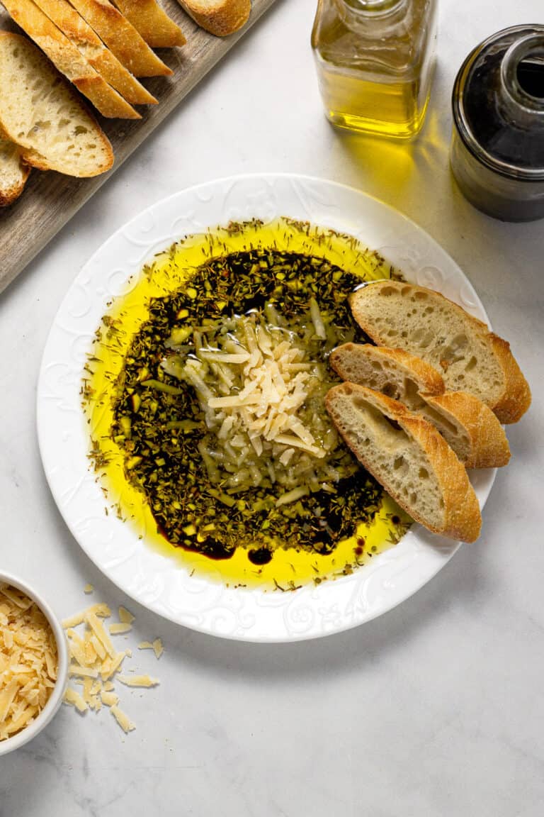 Olive Oil Bread Dip [Video!] Midwest Foodie