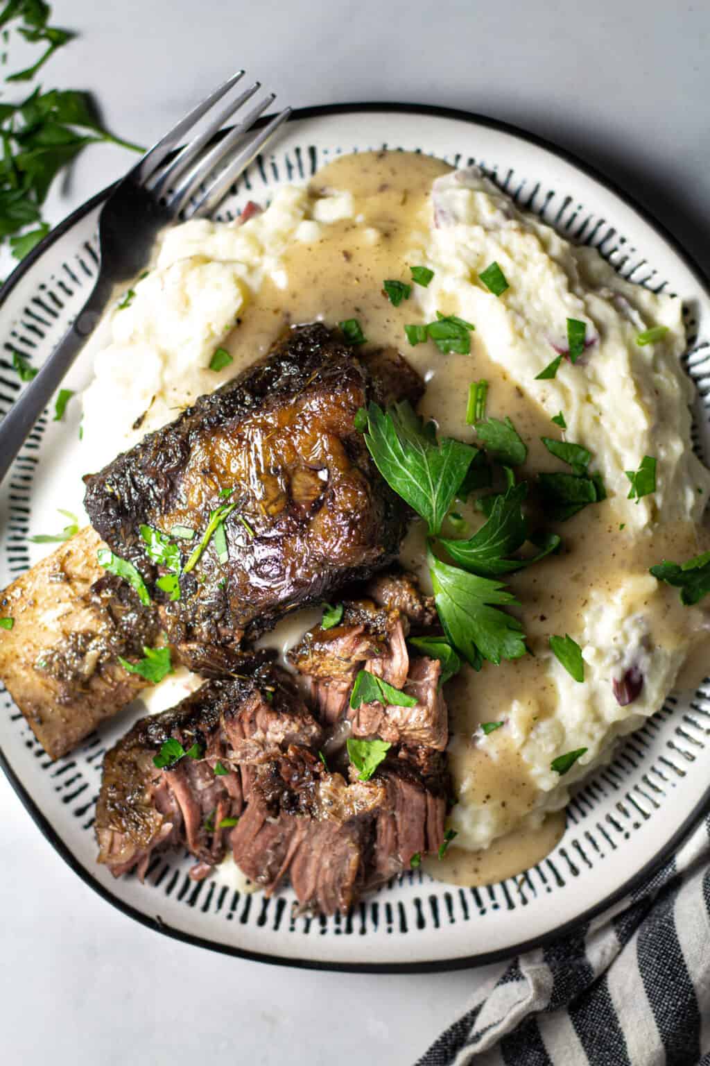 Slow Cooker Braised Beef Short Ribs Recipe - Midwest Foodie