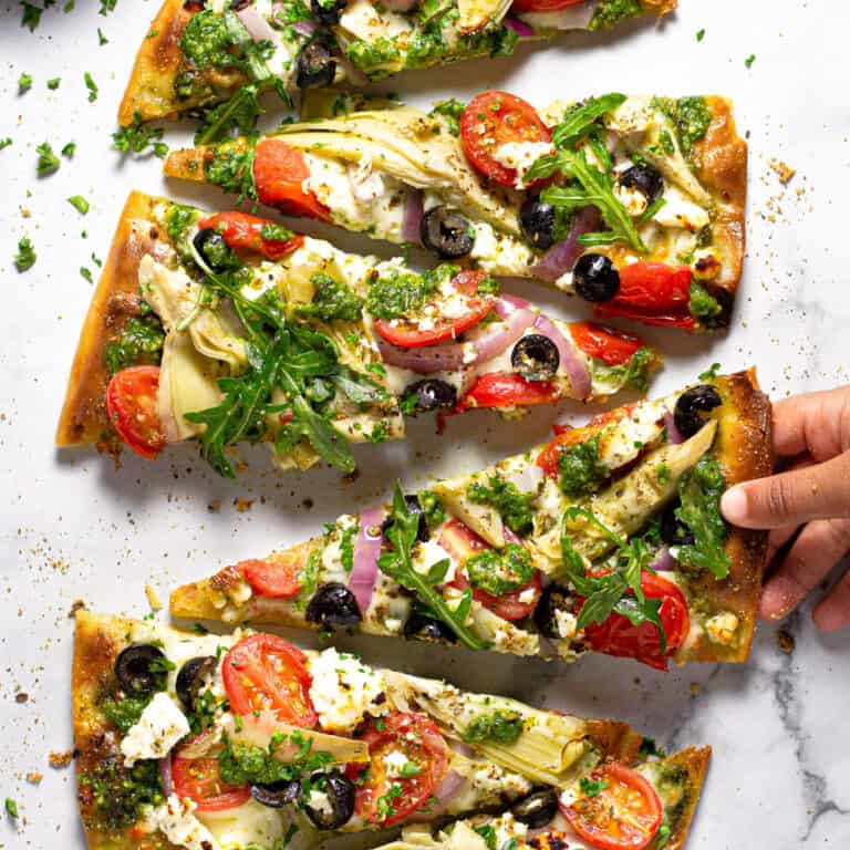 Mediterranean Flatbread Pizza