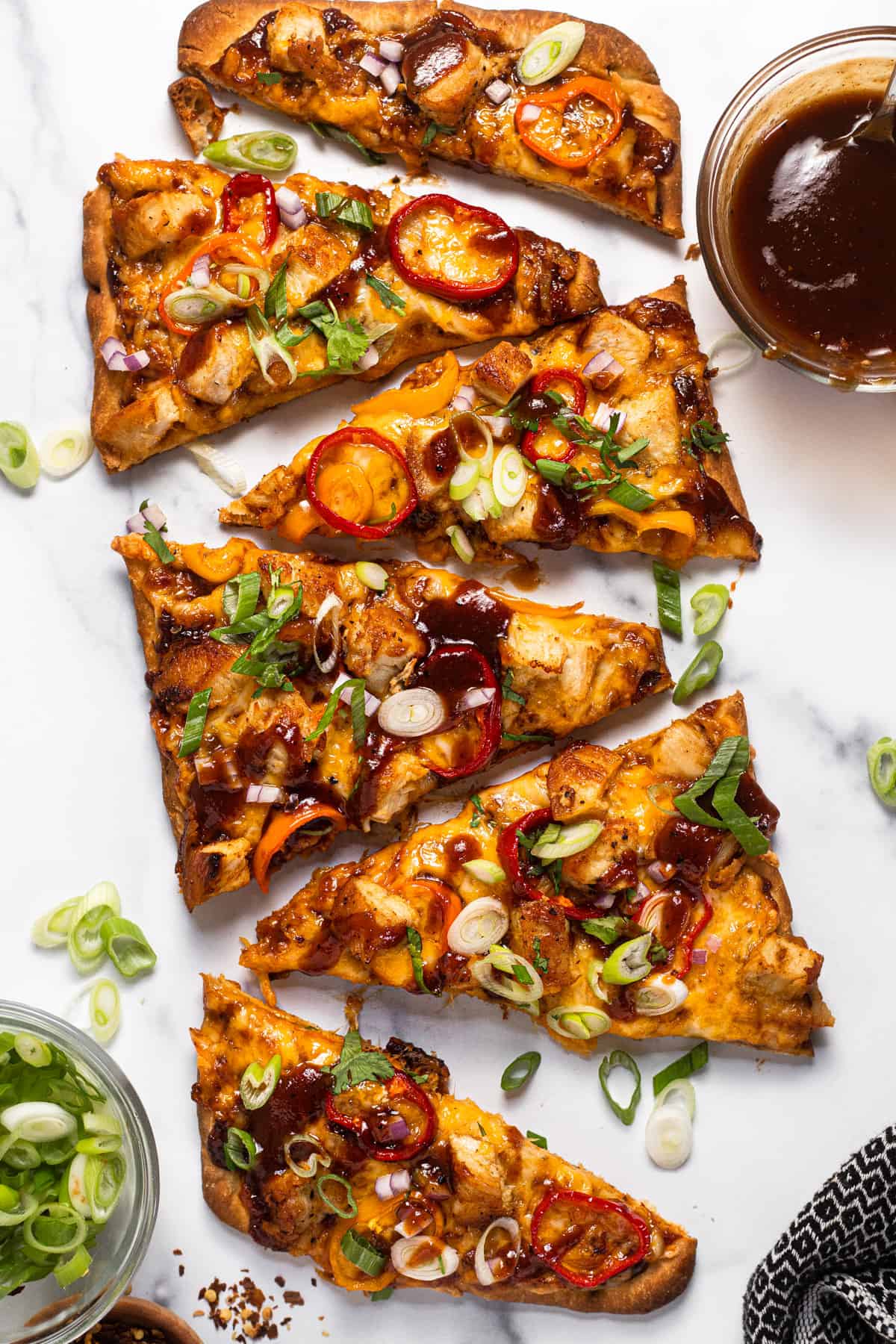 5 Ingredient BBQ Chicken Flatbread | Midwest Foodie