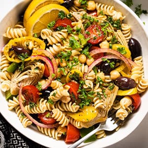 20 Minute Vegan Pasta Salad - Midwest Foodie