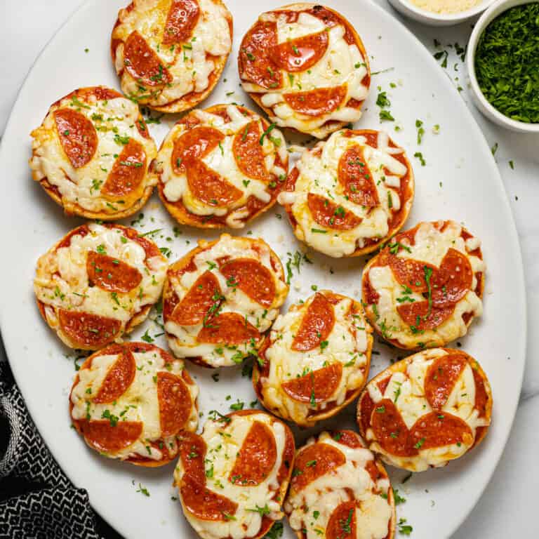 Pizza Bagel Bites – Only 4 Ingredients!