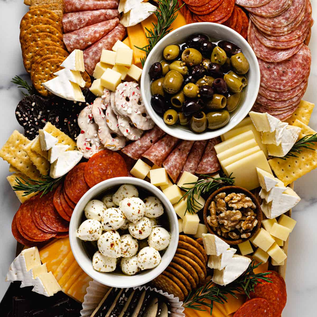 Easy Holiday Grazing Board