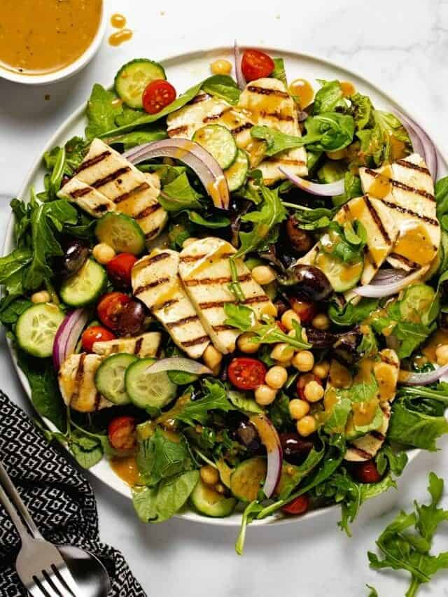 Simple Grilled Halloumi Salad