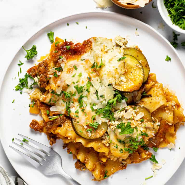 Cheesy One-Pan Skillet Lasagna with Ground Beef