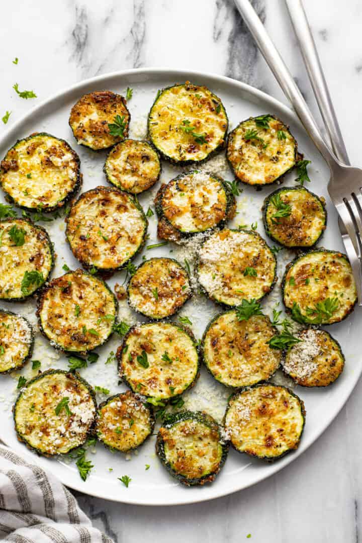 10 Minute Air Fryer Zucchini - Midwest Foodie