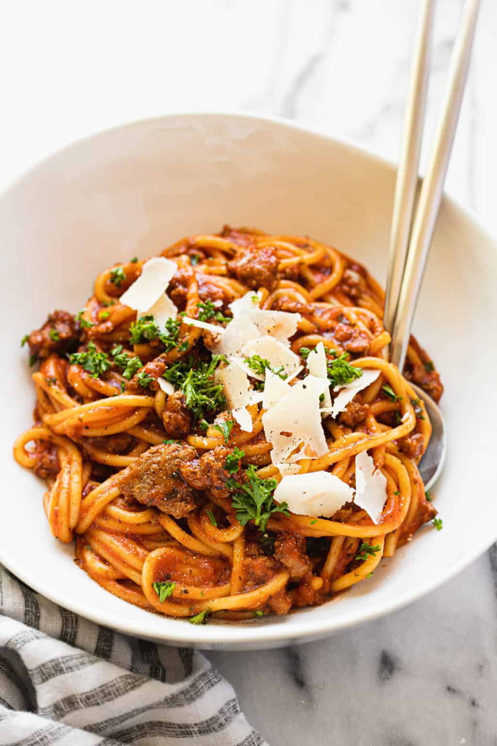 Super Easy Instant Pot Spaghetti with Meat Sauce - Midwest Foodie