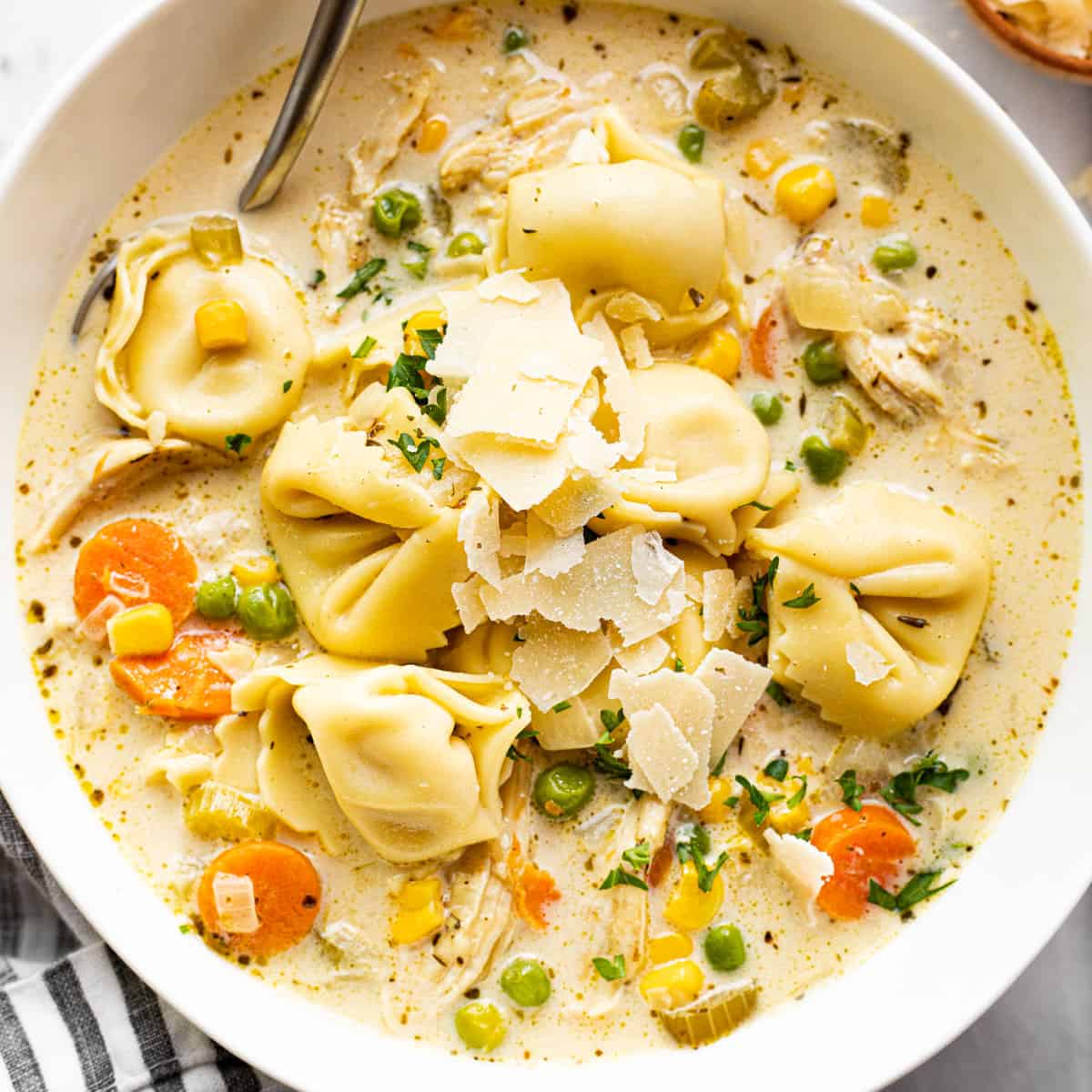 Easy One-Pot Chicken Tortellini Soup