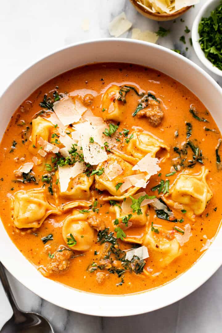 30-Minute Sausage Tortellini Soup - Midwest Foodie