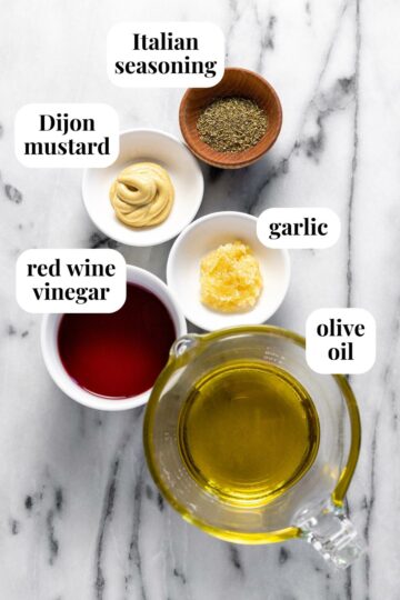 The Best Red Wine Vinaigrette Recipe (5 Minutes!) - Midwest Foodie