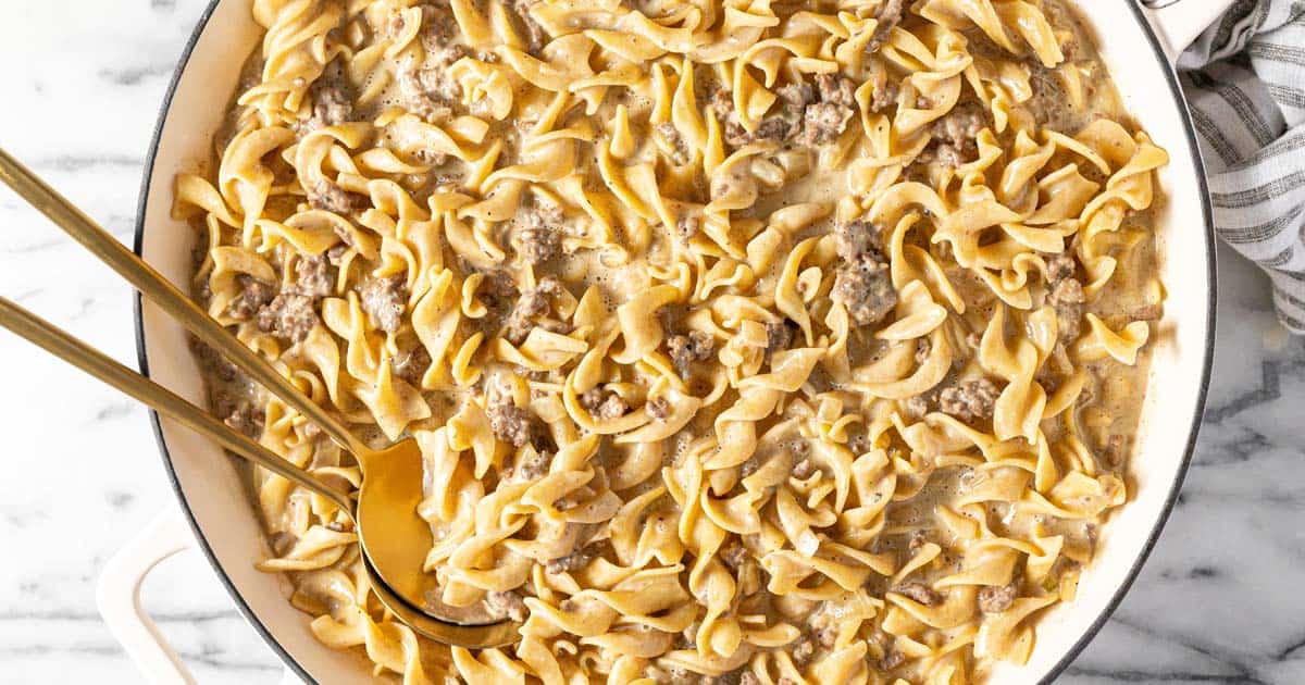 Easy Beef and Noodles Recipe (One Pan, 30 Minutes)