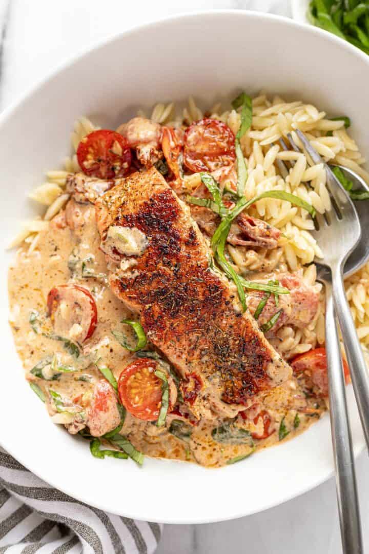 Creamy One-Pan Tuscan Salmon Recipe - Midwest Foodie