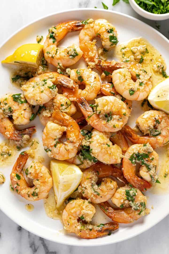 Easy 10-Minute Garlic Butter Shrimp Recipe - Midwest Foodie