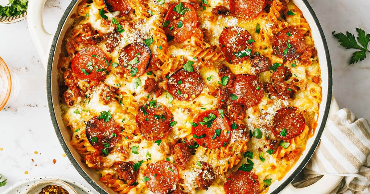 Pasta with pizza toppings.
