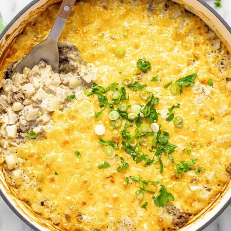 Easy Cheesy Hamburger and Potato Casserole