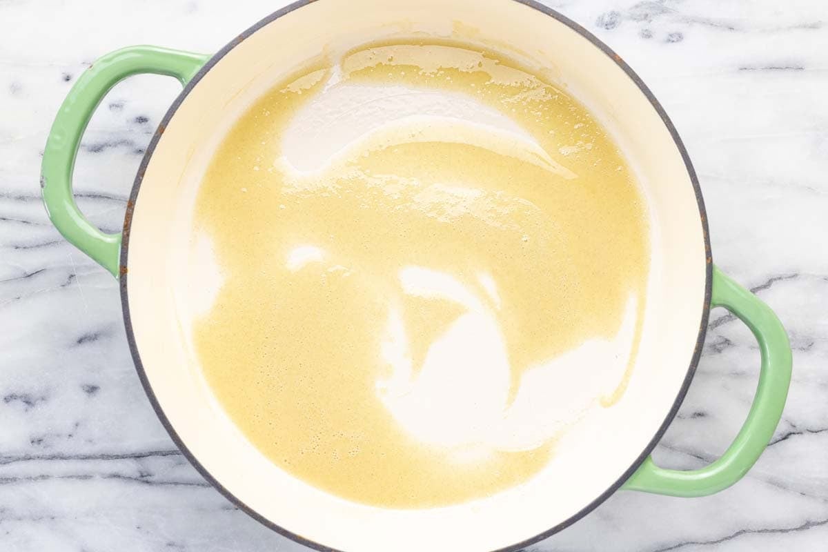 Pan filled with a roux made from butter and flour. 